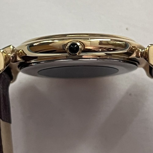 Pulsar vintage wristwatch 29mm like new, white