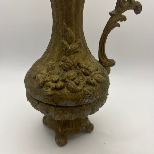Bronze decorative vessel used