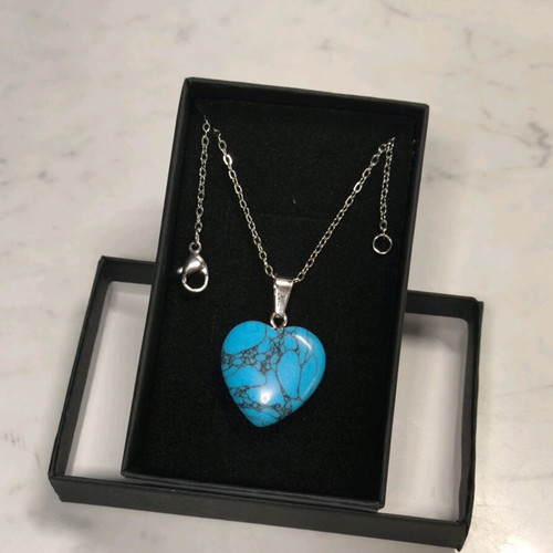 Turquoise crystal heart pendant like new with stainless steel chain