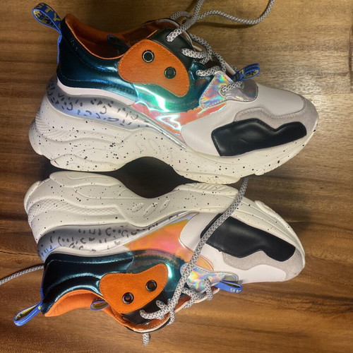Renato Garini Multicolor Sneakers size 39 like new, narrow fit for 38
