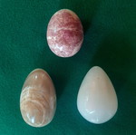 Marble eggs, set of 3, 6-7 cm height