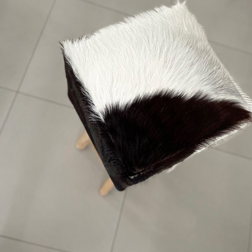 Bar stool like new decorative for clothing store