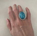 Ring like new with adjustable opening, turquoise
