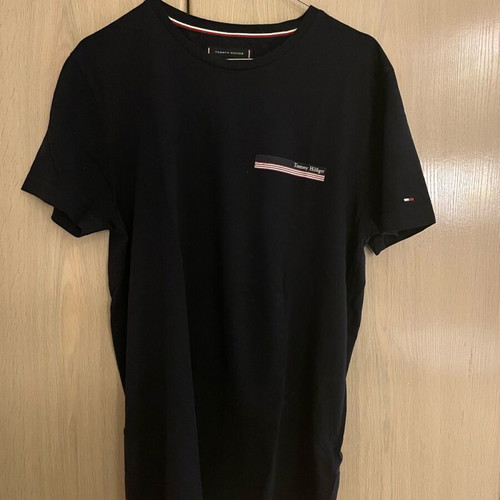 Tommy Hilfiger men's t-shirt like new, dark blue, organic cotton
