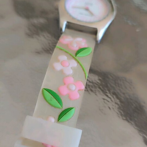 Jacques Farel children's watch used with embossed strap and metal case