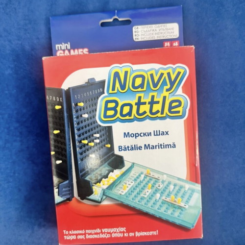 Navy Battle board game like new mini