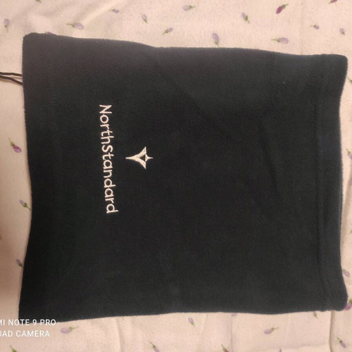 North Standard fleece neck warmer like new with adjustable cord