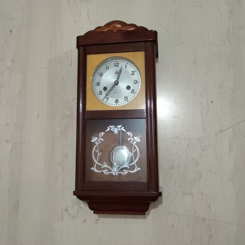 Wooden Vintage Wall Pendulum Clock