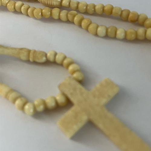 Rosary necklace like new, large and impressive