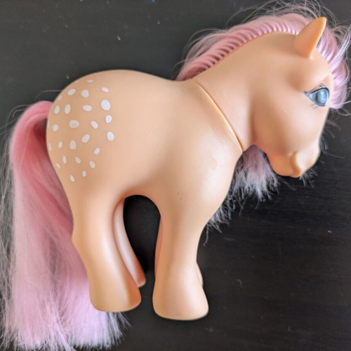 El Greco My Little Pony set used, Cotton Candy and Blue Belle with accessories