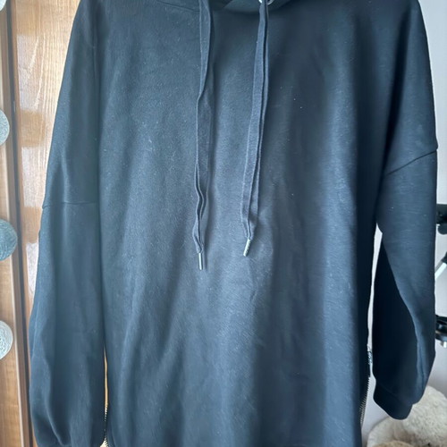 Esmara long black sweatshirt like new