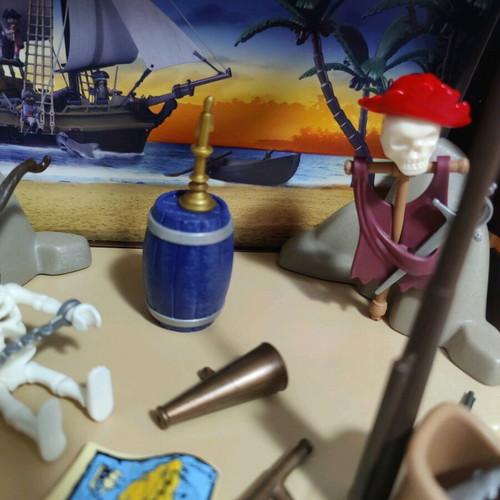 Playmobil Pirate Carrying Case like new