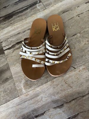 Luigi sandals size 39 like new, white and gold