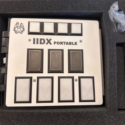 IIDX Portable Controller like new with original box