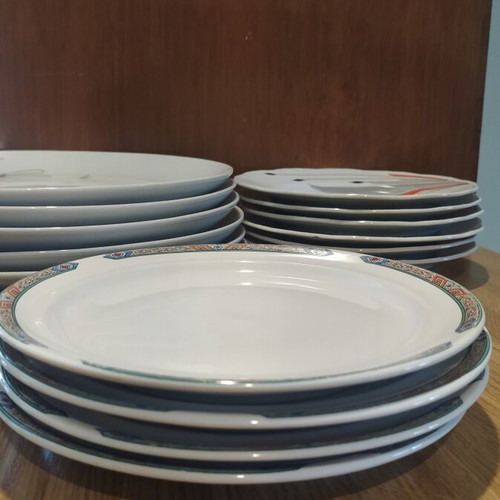 Bocca kai Alla Porcelain dinner plates set, 16 pieces