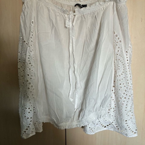 White boho blouse Mat like new, One Size