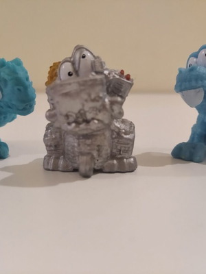 Zuru Smashers Dino figures like new, pack of 3