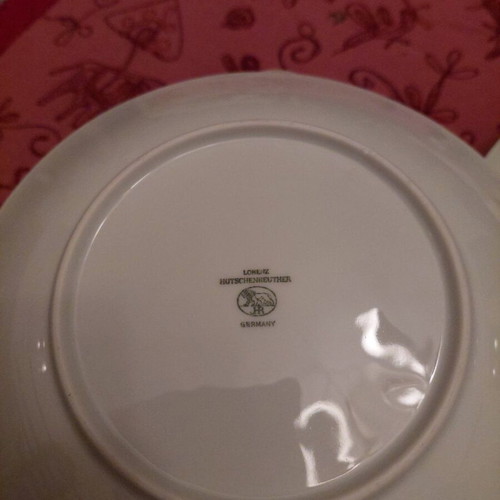Hutschenreuther Germany 71pc Fine Porcelain Set like new
