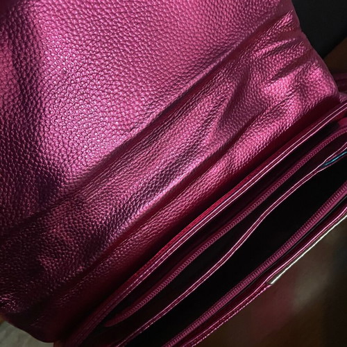Метализирана чанта нова с етикети цветна crossbody