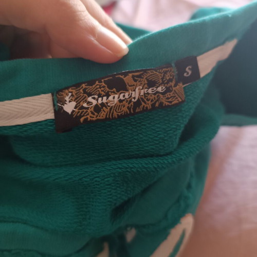 SugarFree turquoise V-neck long sweatshirt, small