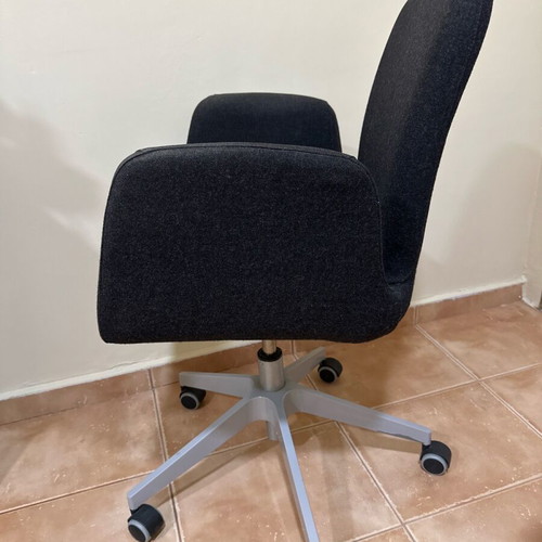 Chair with recline and height adjustment used