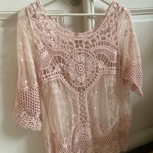 Vintage pink cover up like new, one size