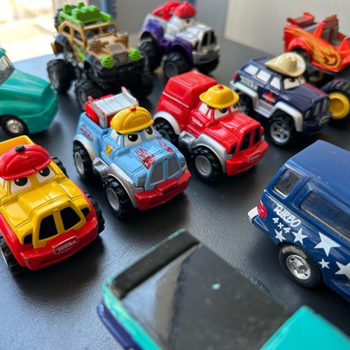 Toy cars used, quality pack Tonka, Maisto, Racing Champions