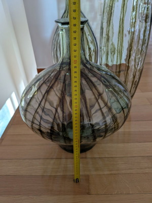 Set of 3 decorative floor vases from Milanode