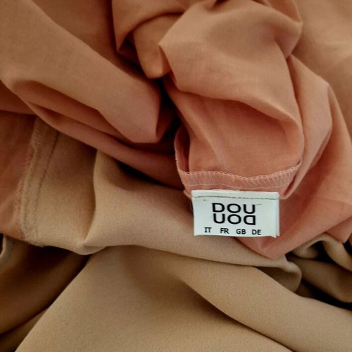 Douuod silk maxi dress like new, beige with rhinestone belt