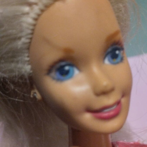 Barbie vintage doll blue eyes used with eyebrow defect