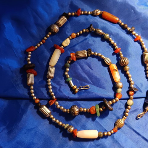 Vintage ‘80s Ethnic Tribal Nepal Necklace with Semi-Precious Stones and Metal Beads new, multicolor