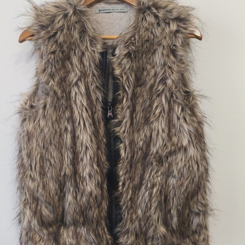 Stradivarius Faux Fur Vest like new, beige and brown, size S