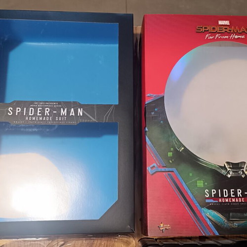 Hot Toys Spiderman Homemade Suit figure