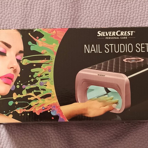 Nail lamp new unused for semi-permanent manicure