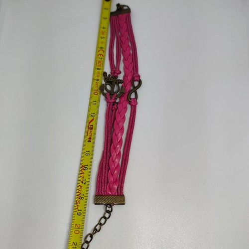 Handmade fuchsia multilayer bracelet with bronze elements like new