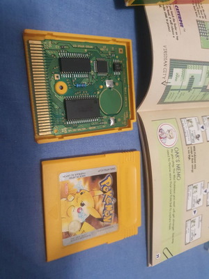 Pokemon Yellow κασέτα μεταχειρισμένη με ειδική τροποποίηση χωρίς μπαταρία, ευρωπαϊκή έκδοση