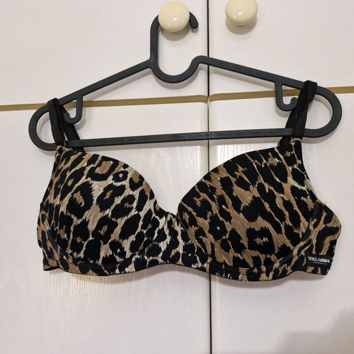 Dolce & Gabbana bra size 80c new with gift underwear