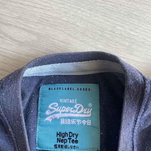 Superdry t-shirt like new, size M, blue