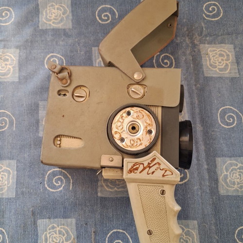 Sankyo Movimat vintage mechanical 8mm film camera used, not working