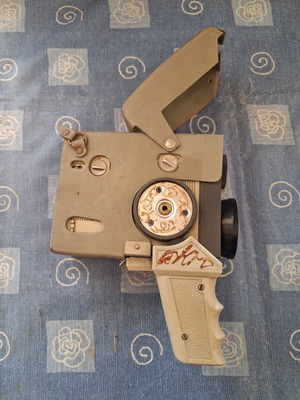 Sankyo Movimat vintage μηχανική κινηματογραφική κάμερα 8mm μεταχειρισμένη, δεν δουλεύει