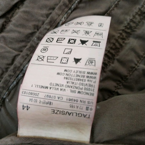 Men's Bermuda shorts used, size small
