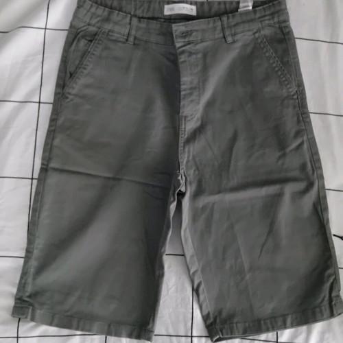 Children's gray khaki Bermuda Zara 13-14