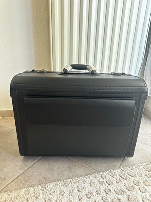 Bartuggi pilot case, waterproof, large capacity, black