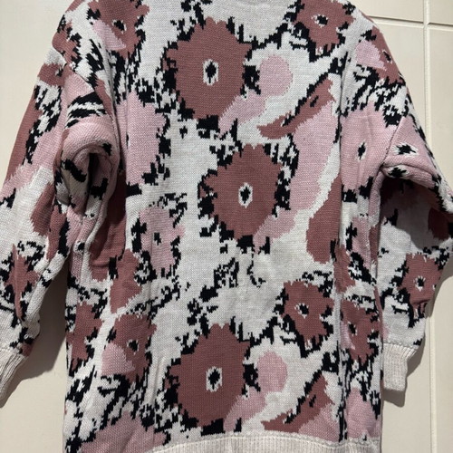 Pullover like new, size S/M, beige and pink