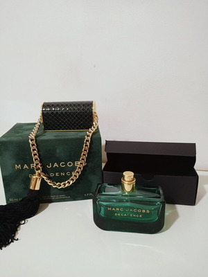 Marc Jacobs Decadence άδειο μπουκάλι αρώματος 50 ml με κουτί και τσαντάκι