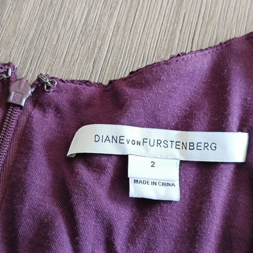 Diane von Furstenberg elastic lace dress purple like new XS/S