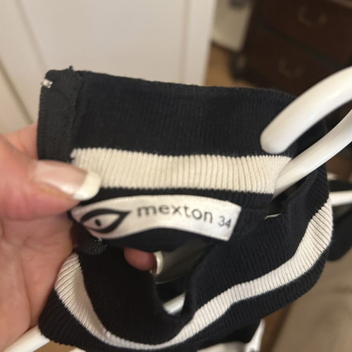 Mexton dress like new with print and off-shoulder design