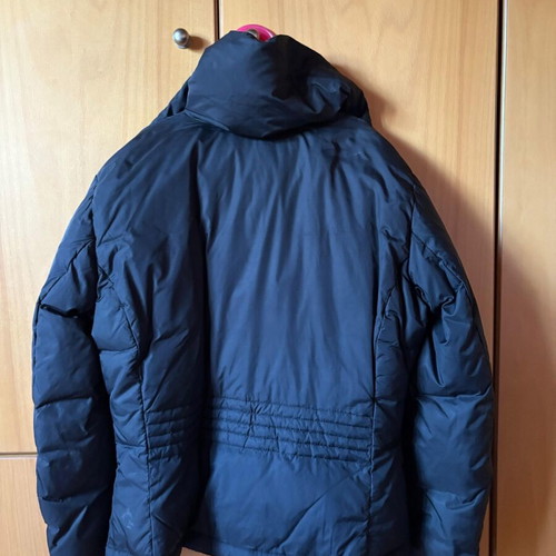 Calvin Klein black jacket teen like new, size L