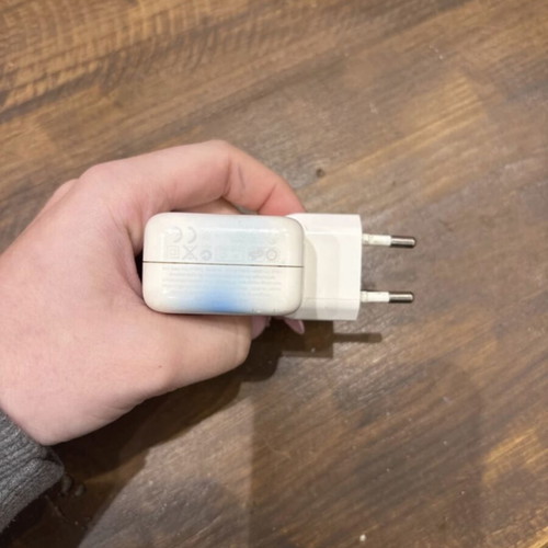 Apple data transfer adapter like new