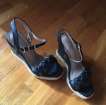 Platform sandals like new, size 37, black